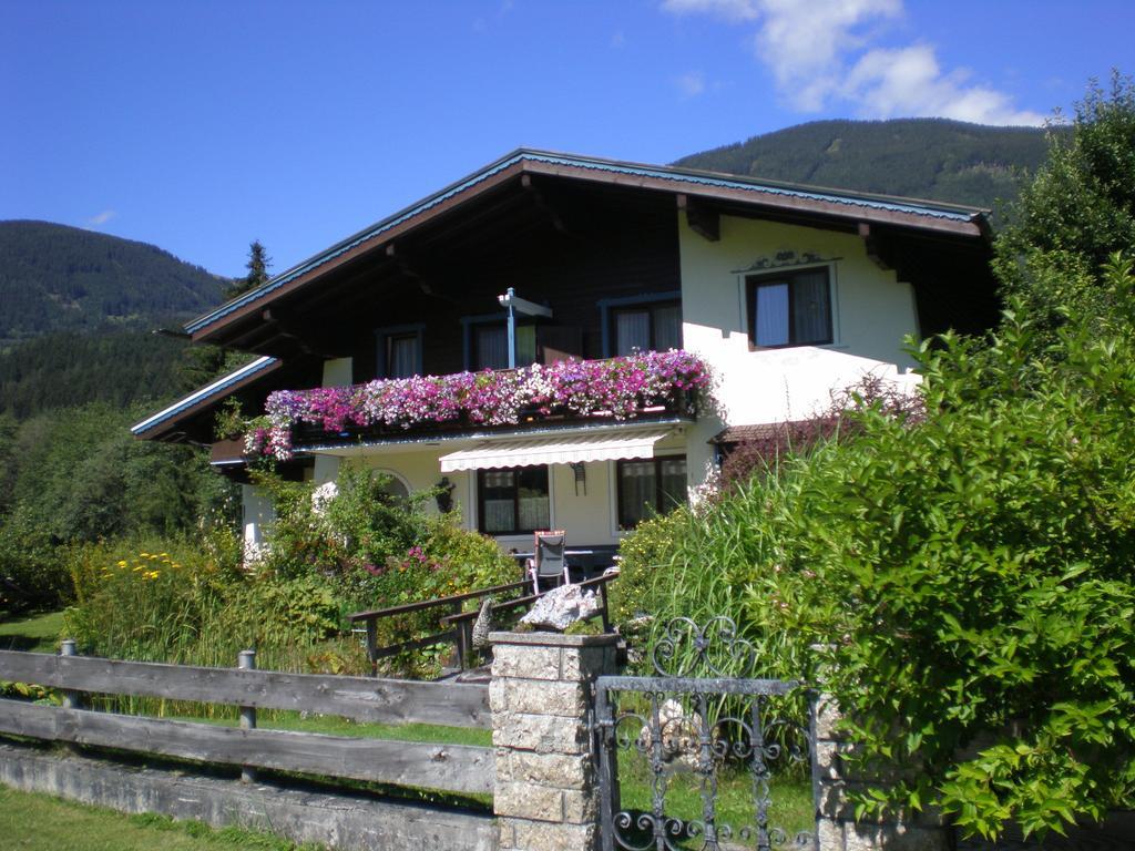 Gaestehaus Scharler Neukirchen am Grossvenediger Exterior foto